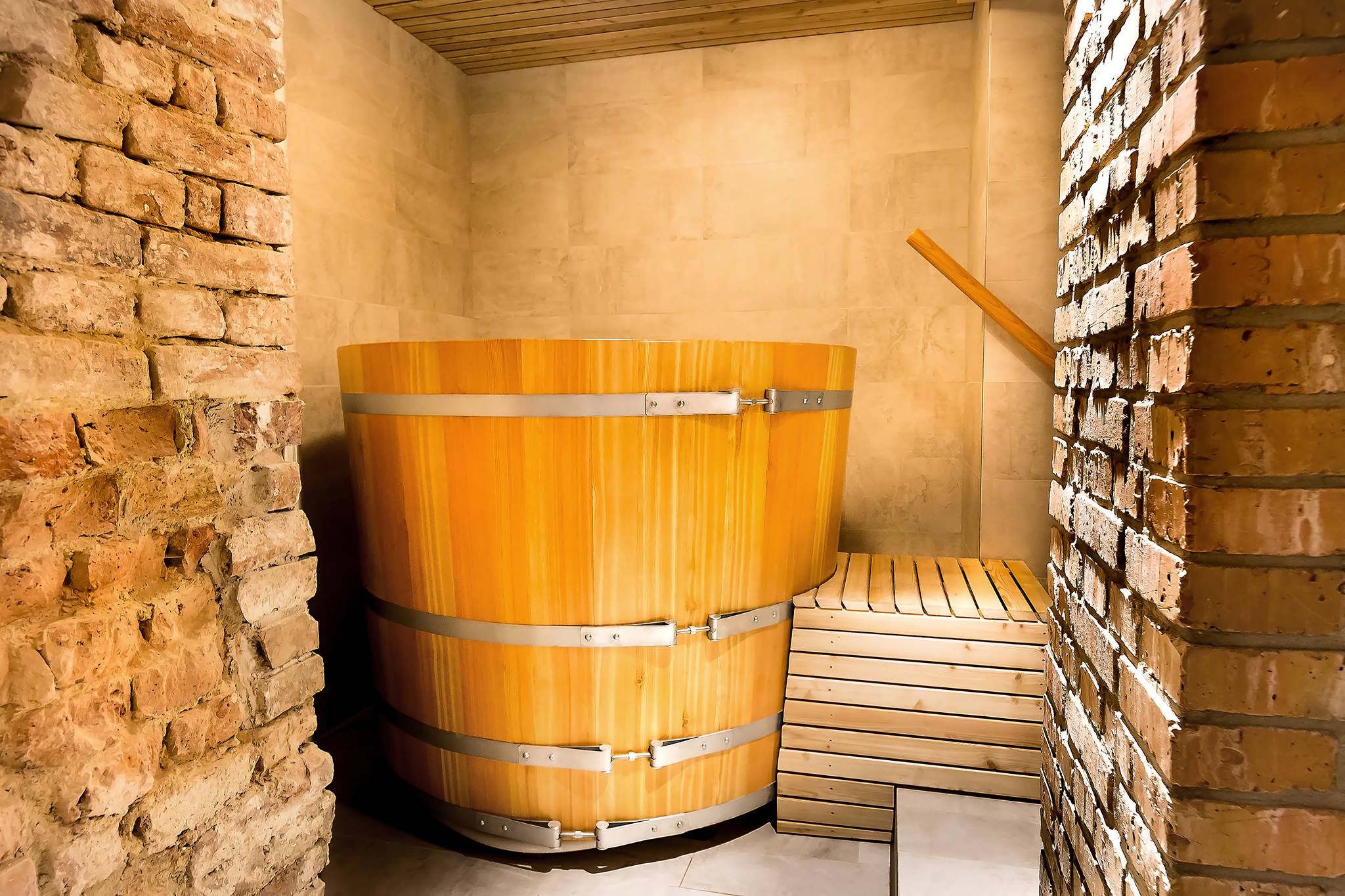 26197919_325046541307174_3818045181893736079_o